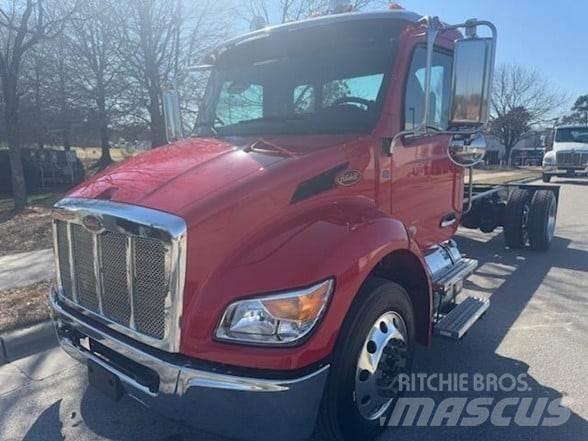 Peterbilt 536 Camiones chasis