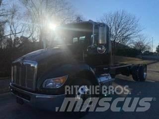 Peterbilt 536 Camiones chasis