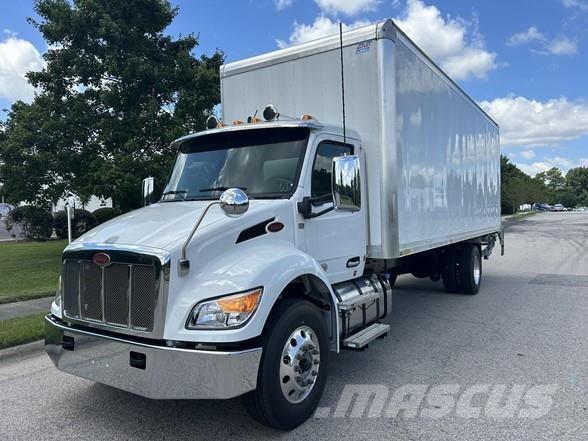 Peterbilt 536 Camiones caja cerrada