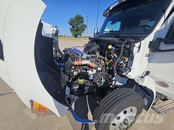 Peterbilt 536 Camiones plataforma