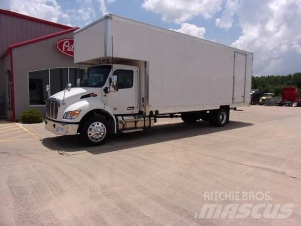 Peterbilt 536 Camiones caja cerrada