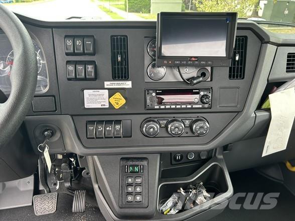 Peterbilt 537 Construcción - Otros