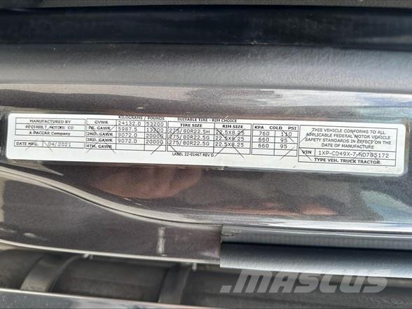 Peterbilt 567 Cabezas tractoras