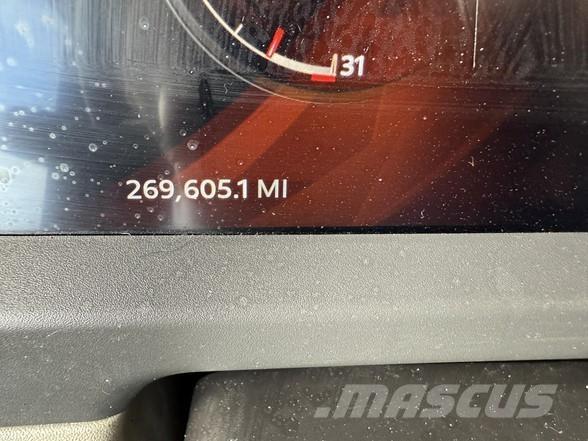 Peterbilt 567 Cabezas tractoras