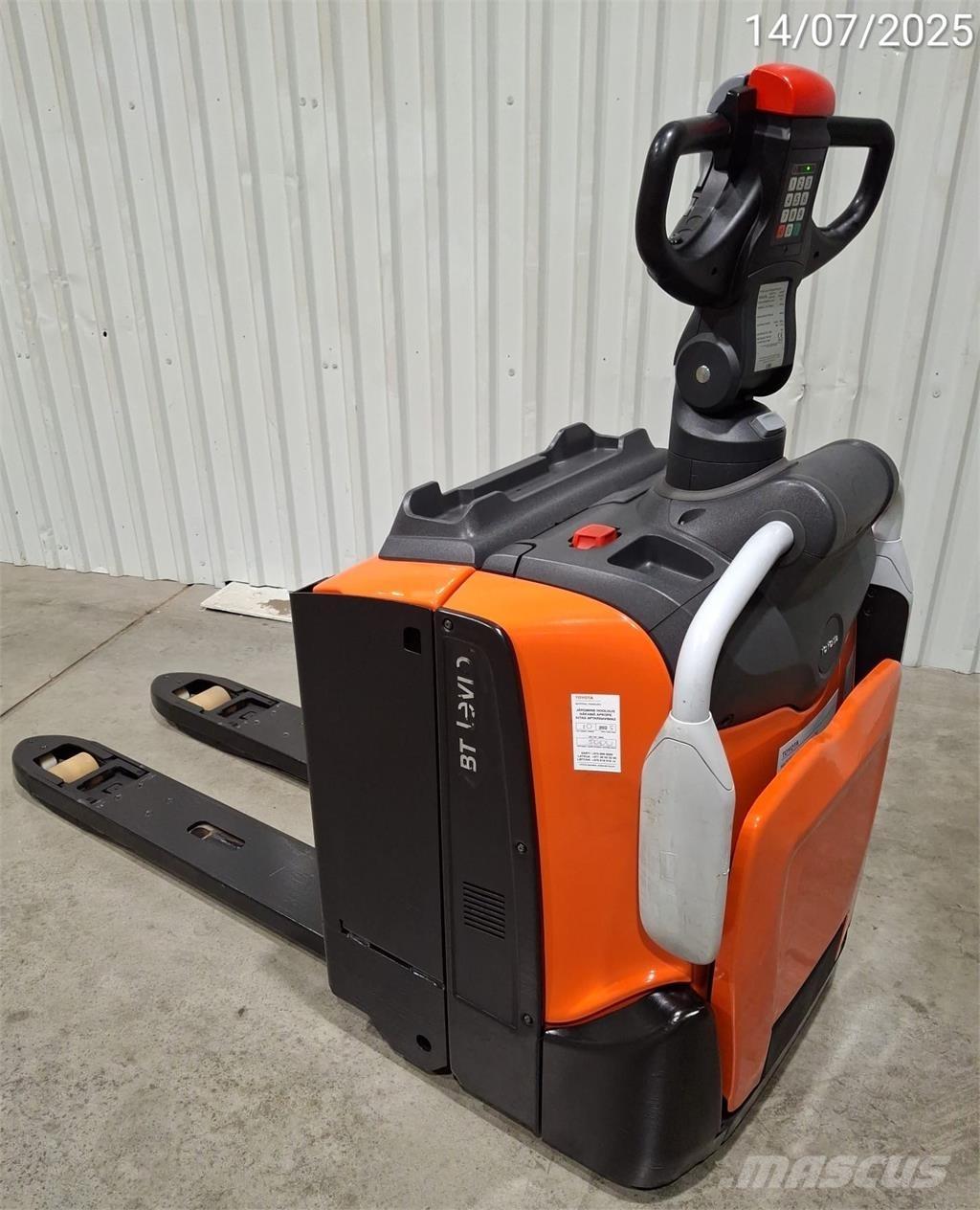 BT LPE200/8 Transpaletas Manuales