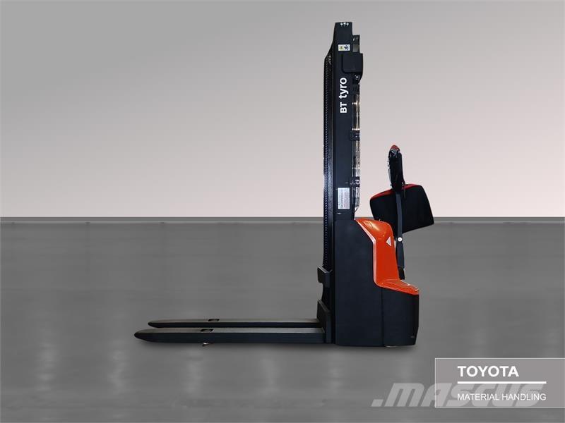 BT SHE100 Apiladores manuales