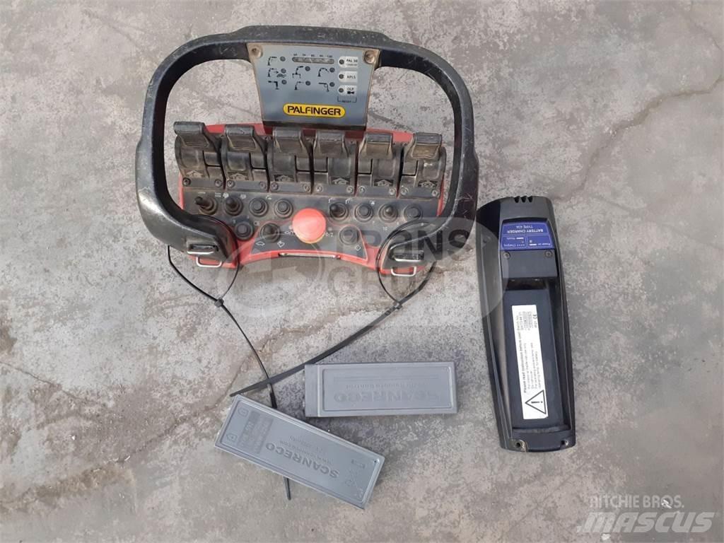 Almac PK 18002 EH Grúas cargadoras