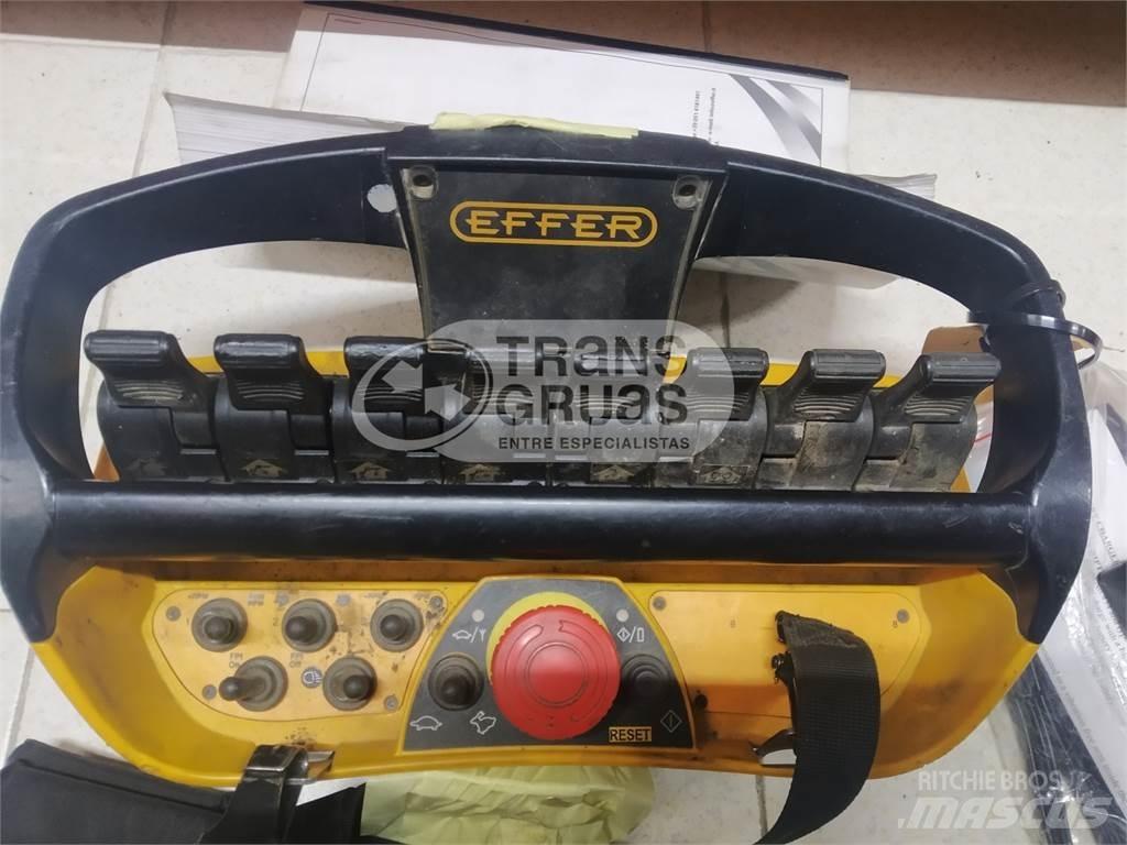Effer 175/3S Grúas cargadoras
