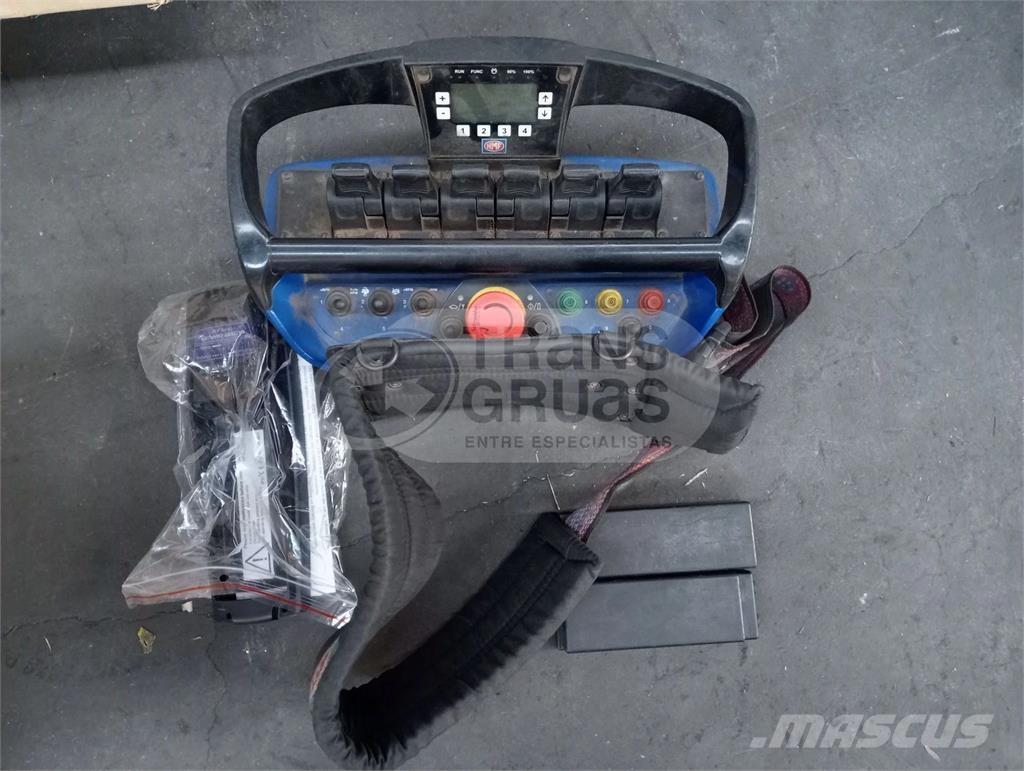 HMF 2120 K4 Grúas cargadoras