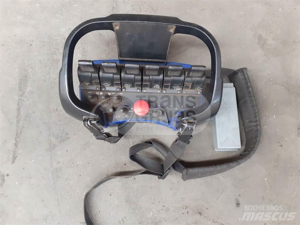 MKG HLK 770 HP Grúas cargadoras