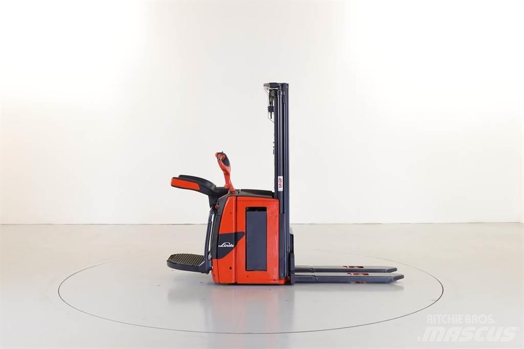 Linde L16 AP Apiladores eléctricos autopropulsados