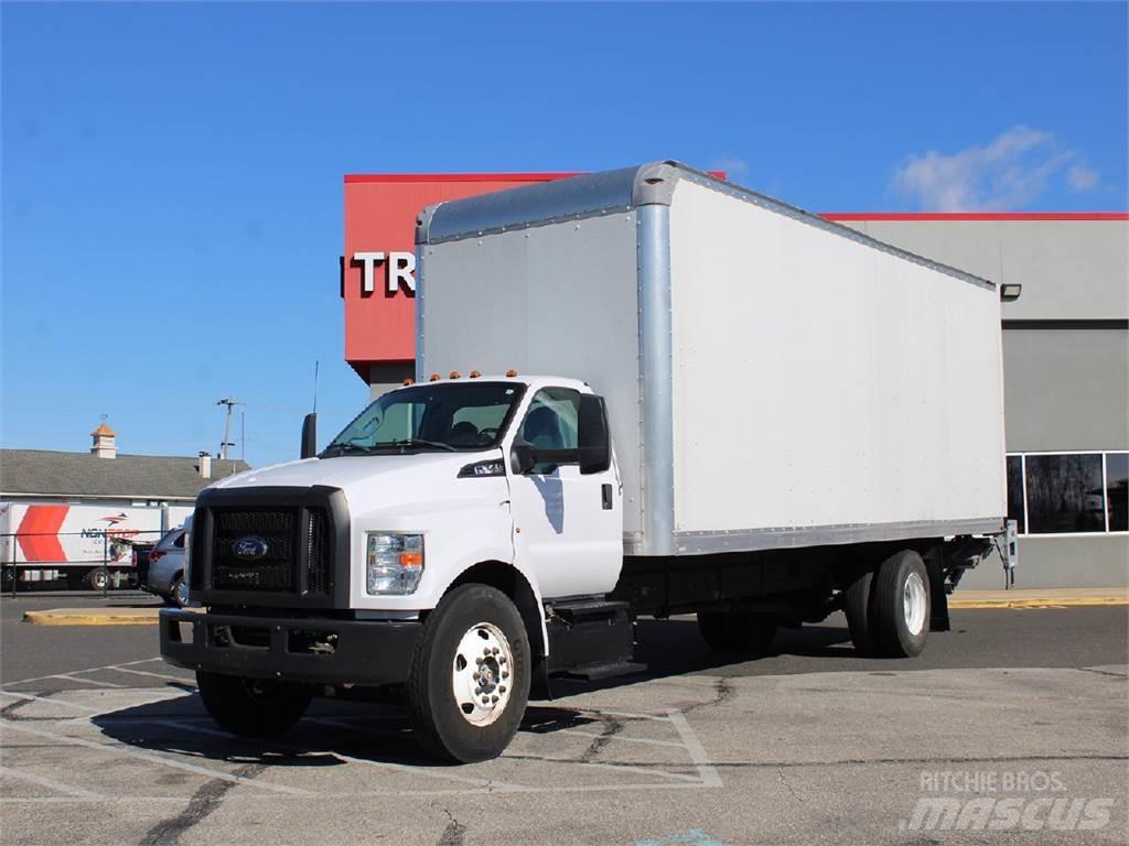 Ford F650 Camiones caja cerrada