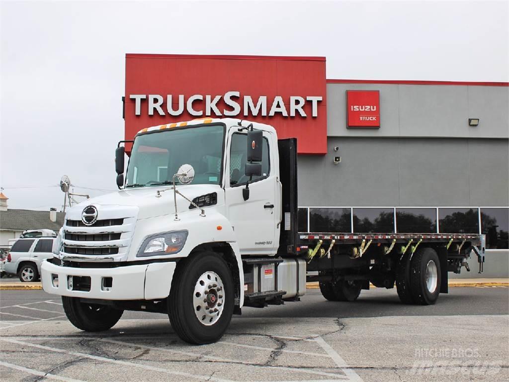 Hino 338 Camiones plataforma