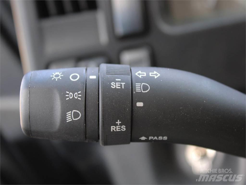 Isuzu FTR Camiones caja cerrada