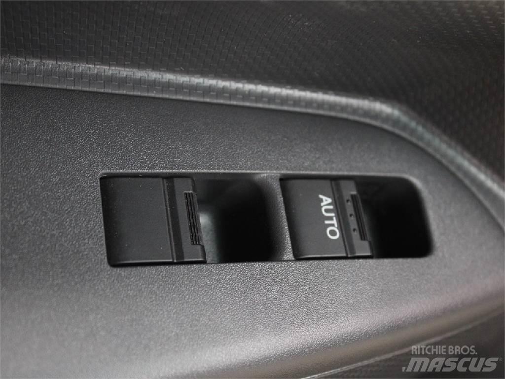 Isuzu FTR Camiones caja cerrada