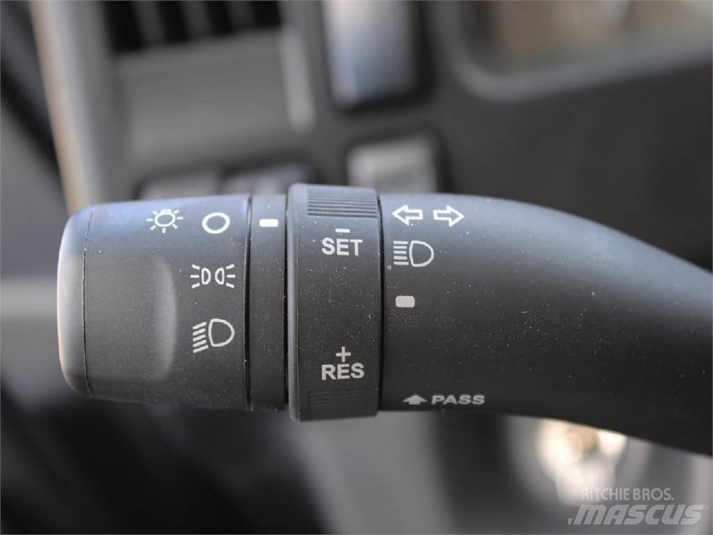 Isuzu FTR Camiones caja cerrada