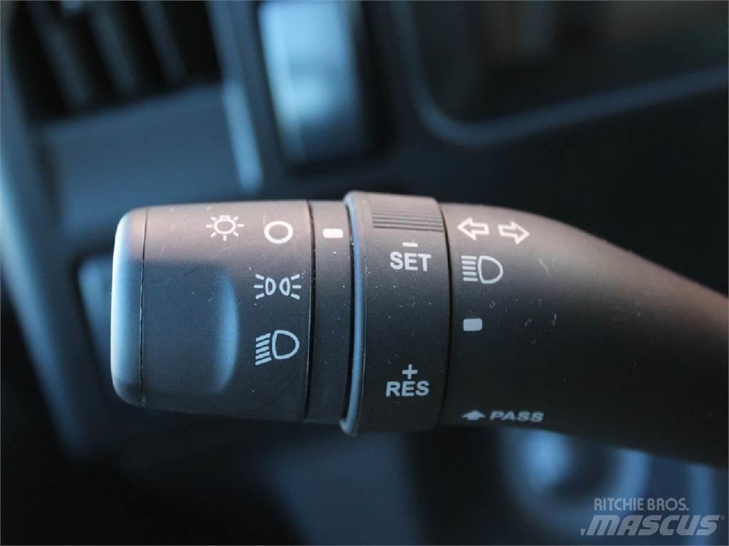 Isuzu NPR-HD Camiones bañeras basculantes o volquetes
