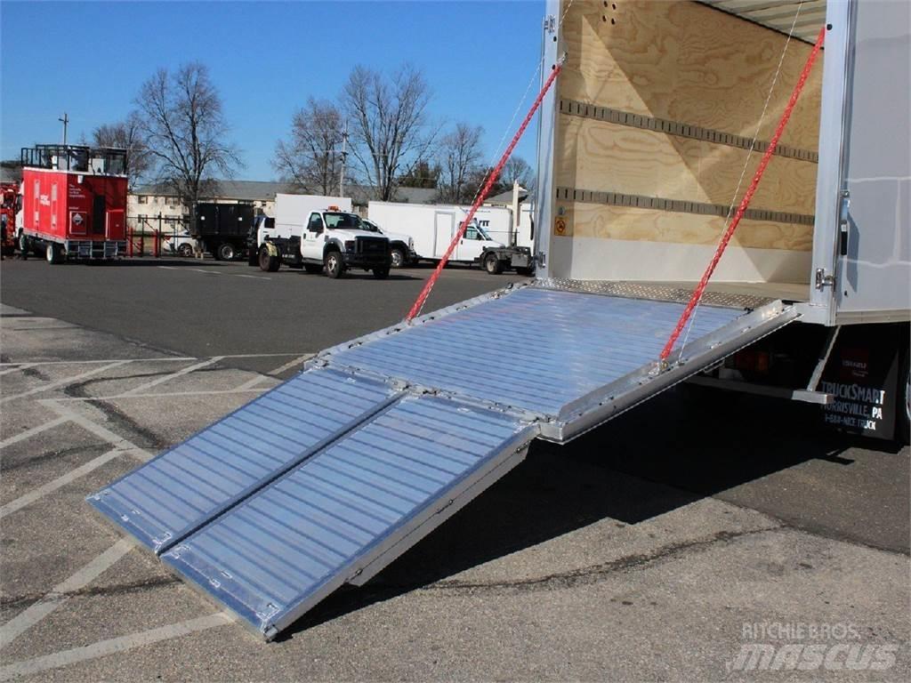 Isuzu NPR-HD Camiones caja cerrada