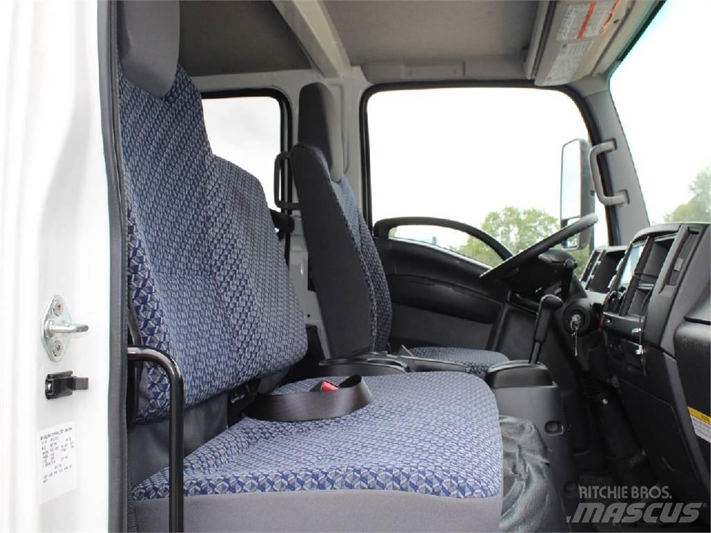 Isuzu NPR-HD Camiones caja cerrada