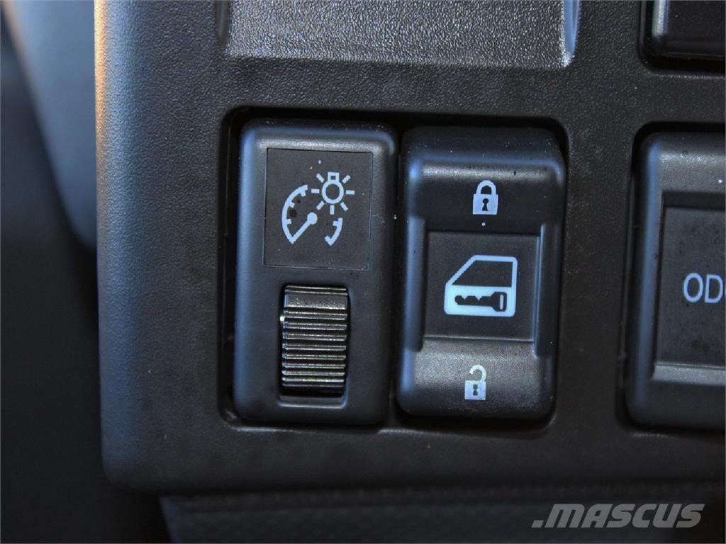 Isuzu NPR-HD Camiones bañeras basculantes o volquetes