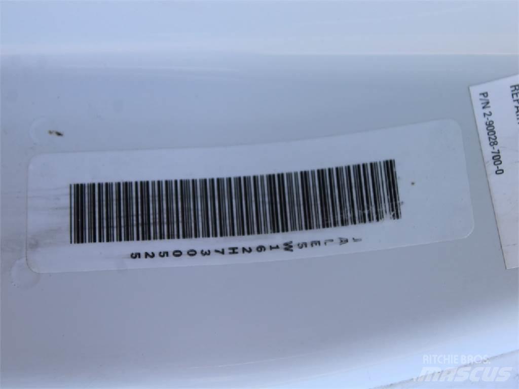 Isuzu NRR Camiones caja cerrada