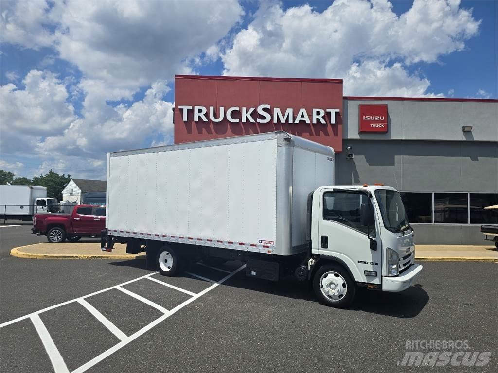 Isuzu NRR Camiones caja cerrada