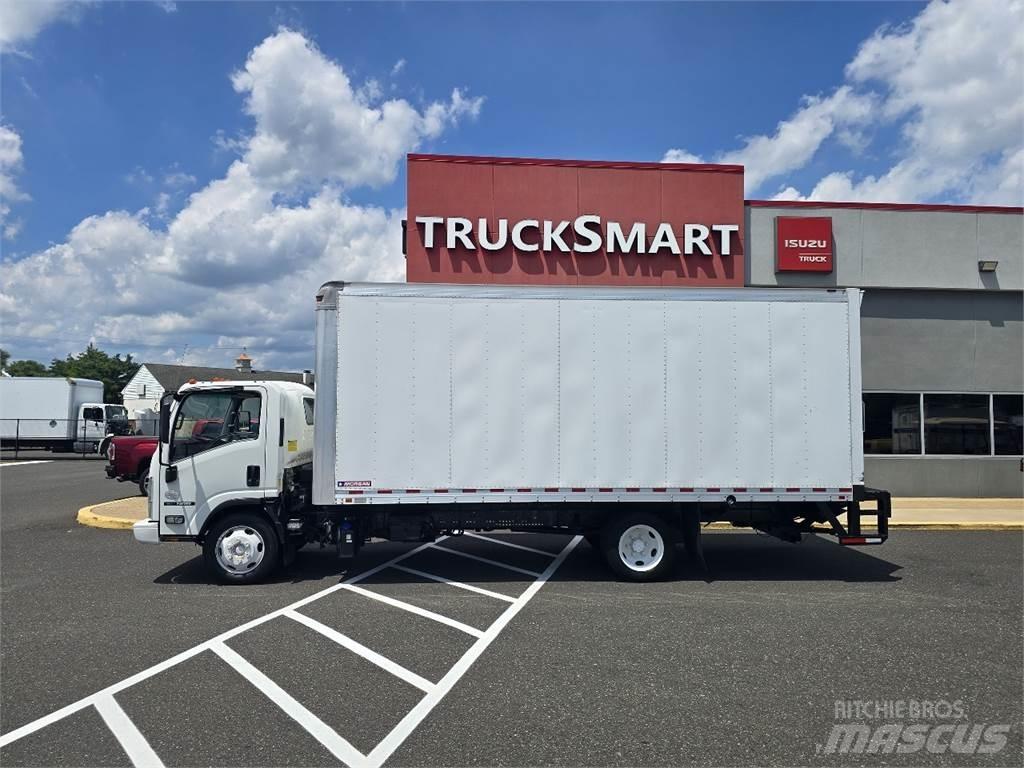 Isuzu NRR Camiones caja cerrada