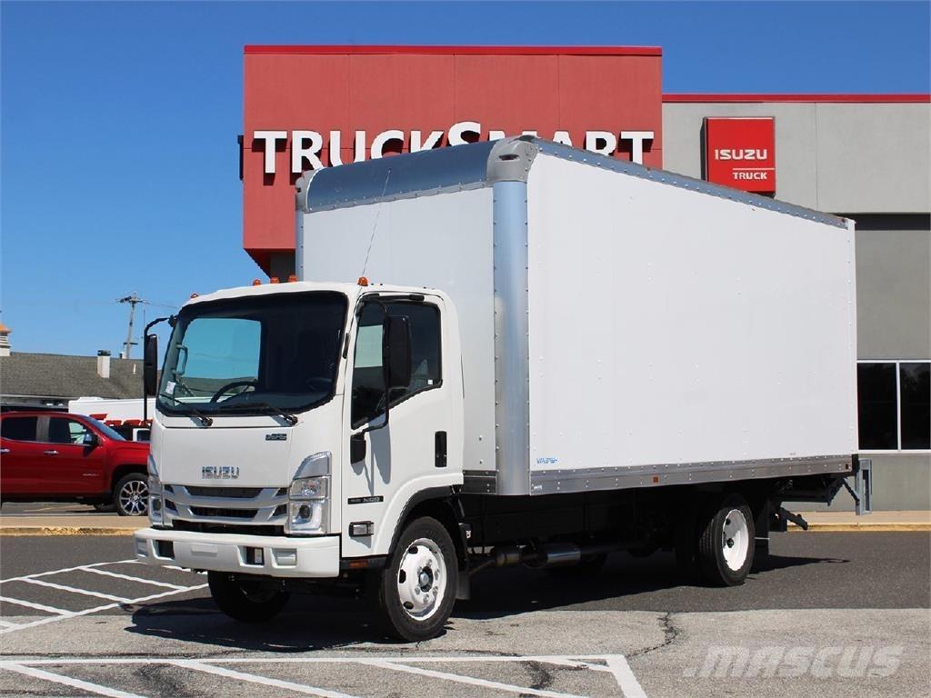 Isuzu NRR Camiones caja cerrada