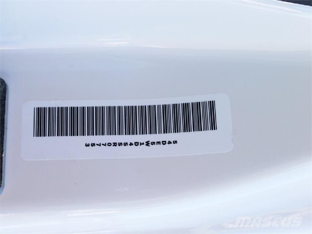 Isuzu NRR Camiones caja cerrada