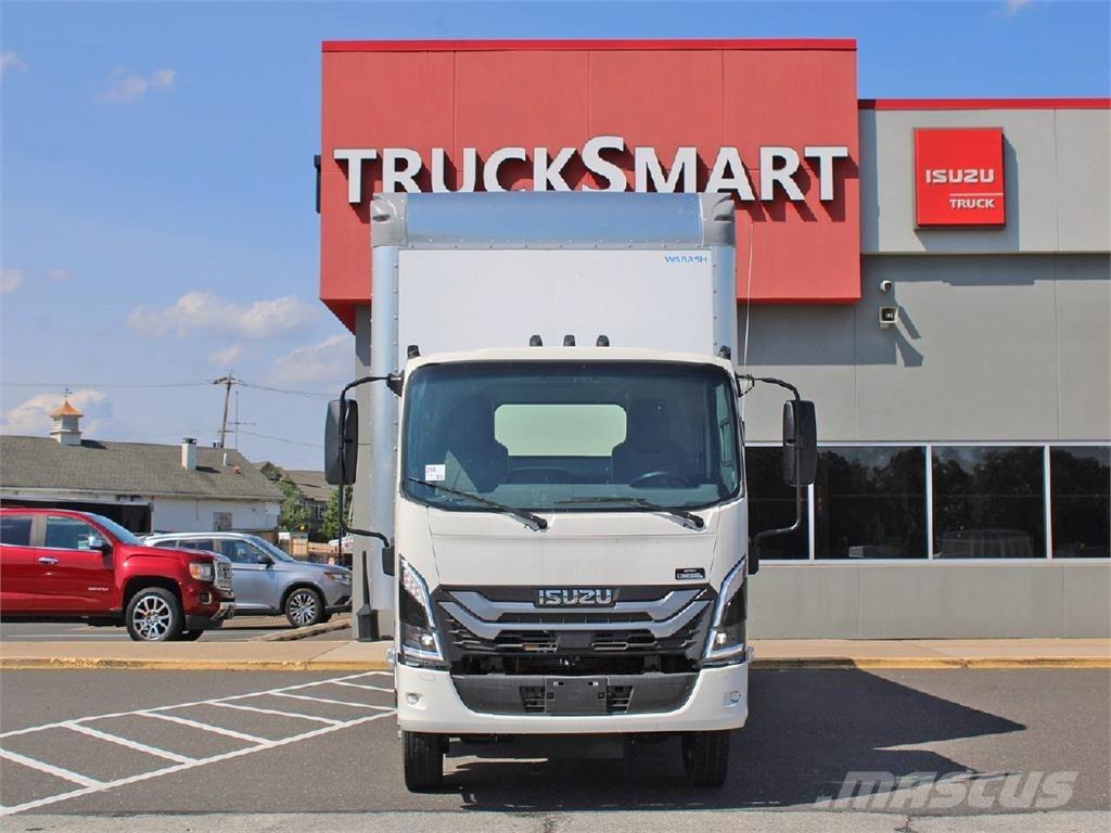 Isuzu NRR Camiones caja cerrada