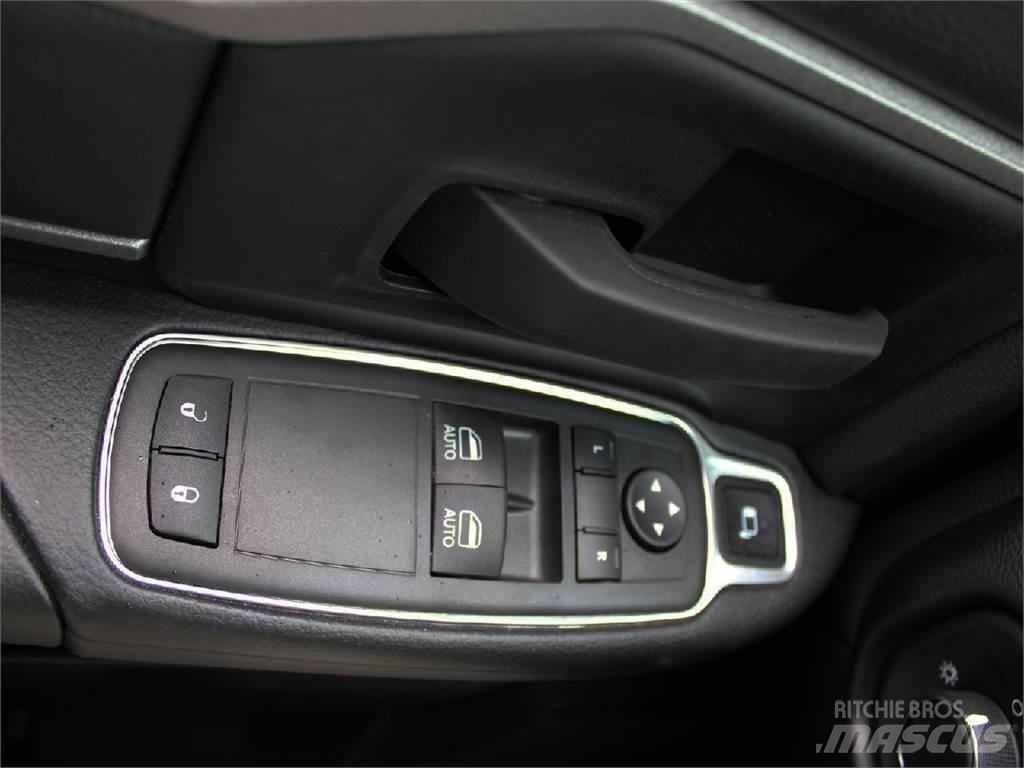 RAM 5500 Plataformas sobre camión