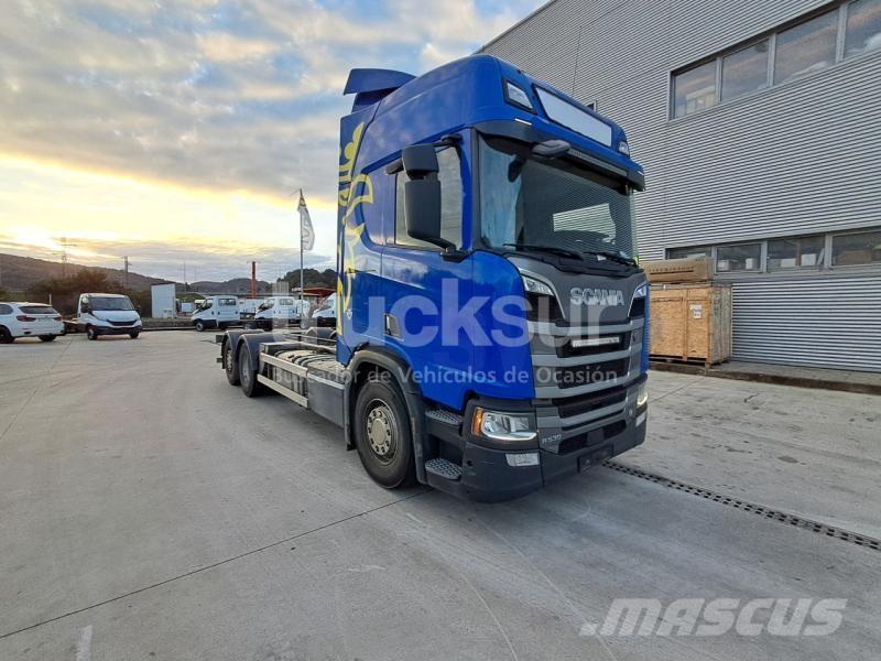 Scania R530 Camiones chasis