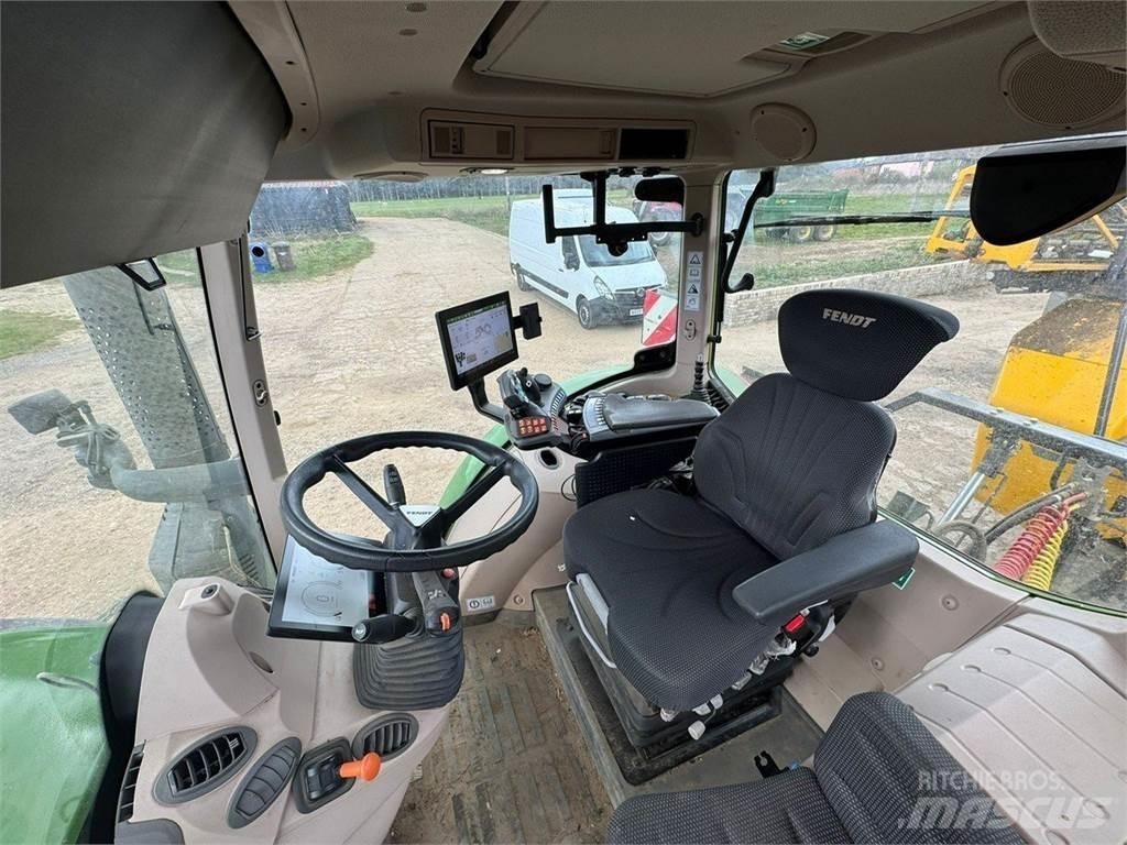 Fendt 716 VARIO Tractores