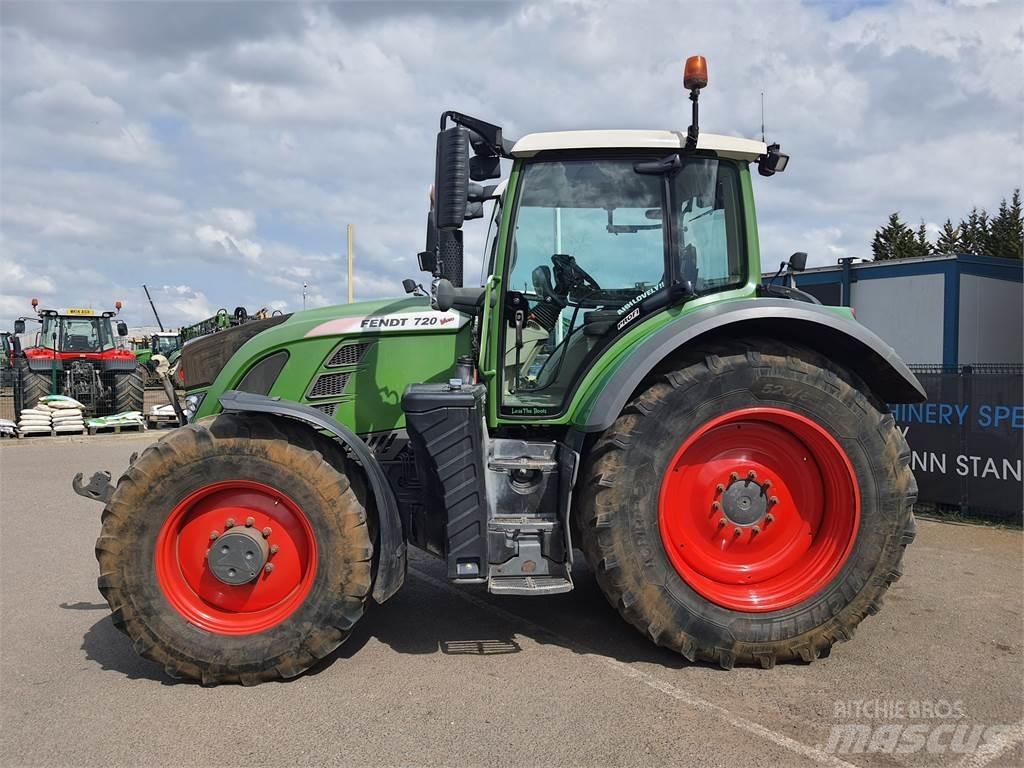 Fendt 720 VARIO S4 Tractores