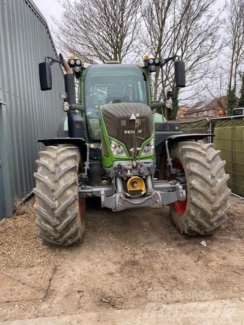 Fendt 724 DEMO Tractores