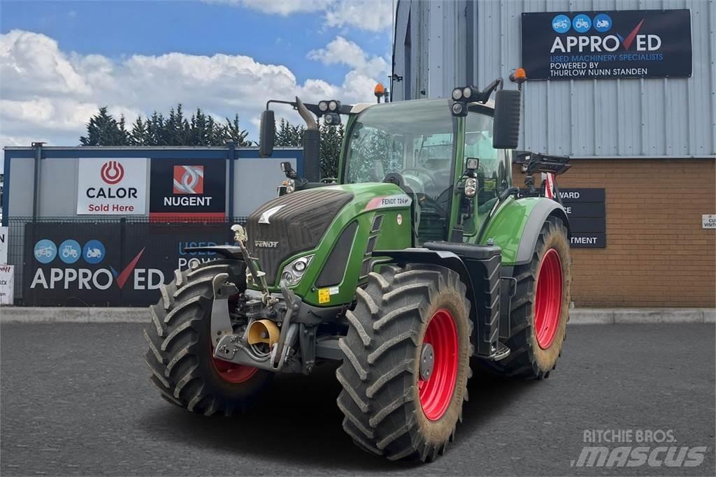 Fendt 724 VARIO S4 Tractores