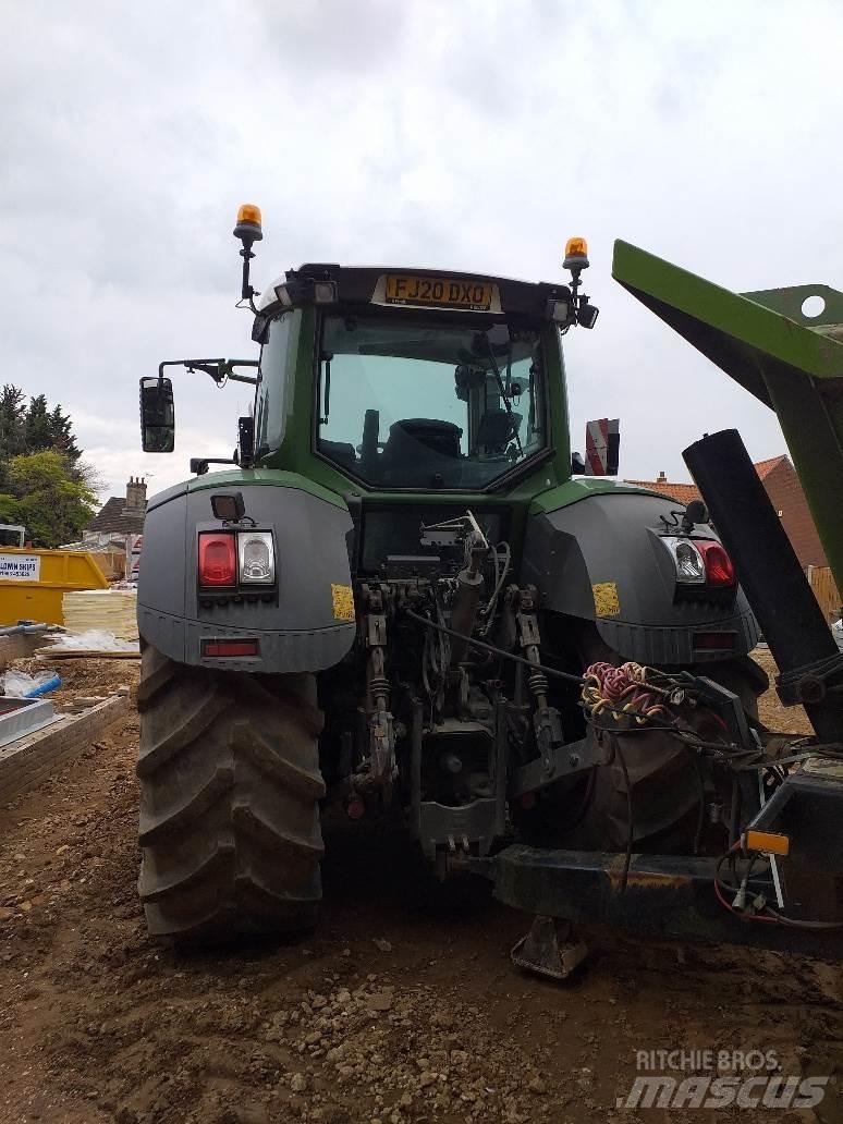 Fendt 828 VARIO Tractores