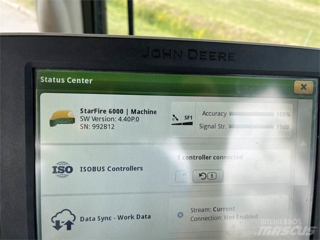 John Deere 6215R Tractores