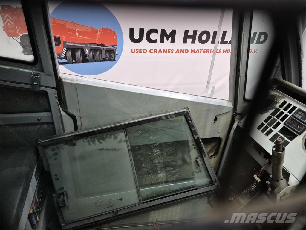  C.T.2 upper cabin Cabinas e interior