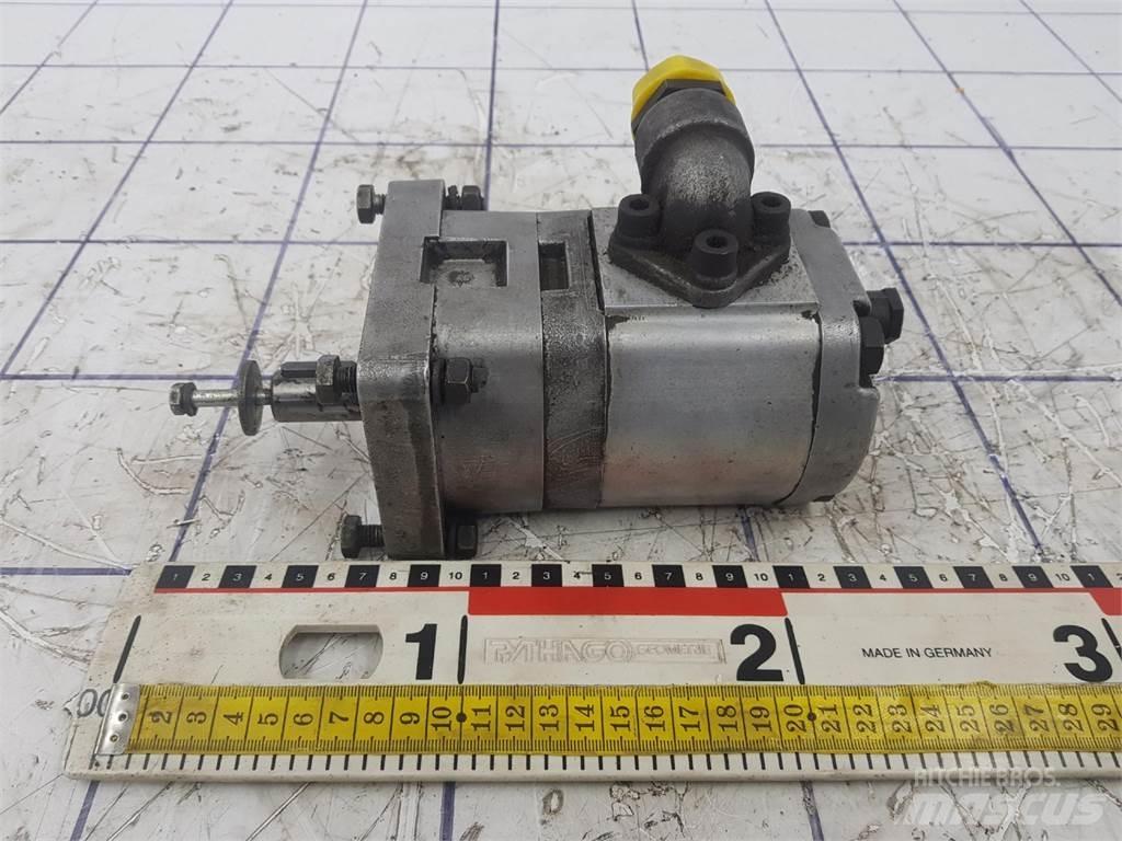  Duplomatic gear pump Piezas y equipos para grúas