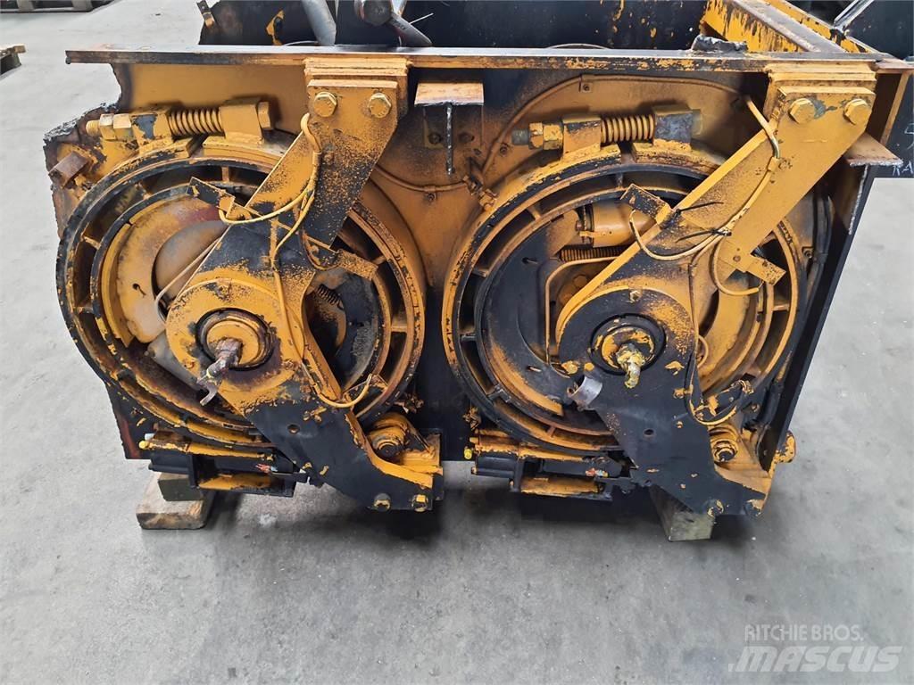 Kato NK 500 winch Piezas y equipos para grúas
