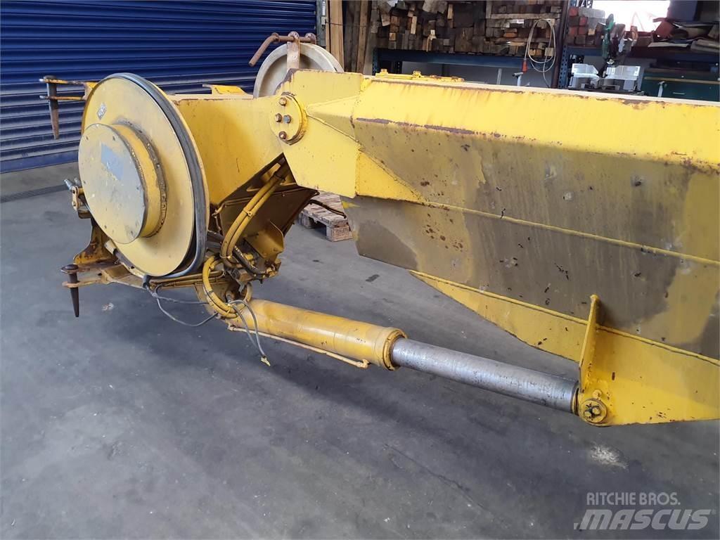 Krupp KMK 3050 jib Piezas y equipos para grúas