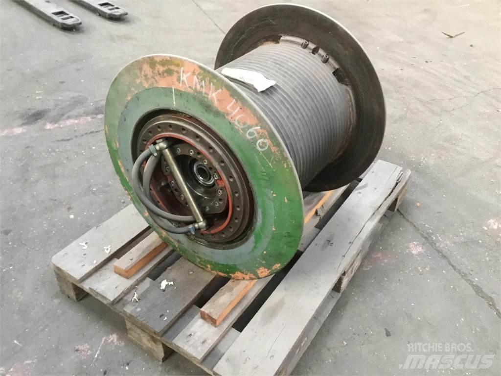Krupp KMK 4060 winch Piezas y equipos para grúas