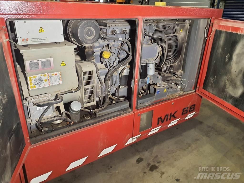 Liebherr MK 88 upper Piezas y equipos para grúas