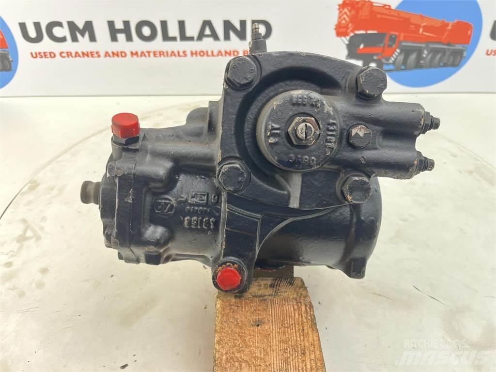 ZF steering box Piezas y equipos para grúas