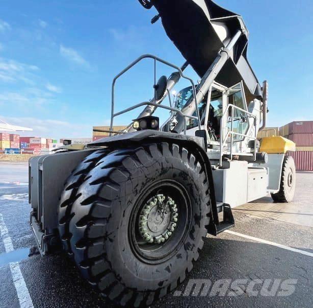 Hyster RS46-41XD/67S Manipulador de contenedores
