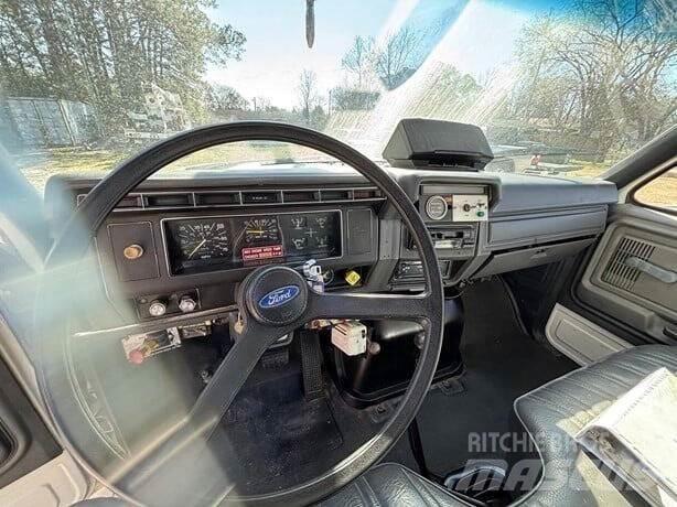 Ford F-800 Construcción - Otros