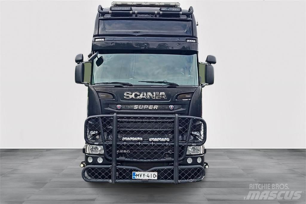 Scania R580 Camiones caja cerrada