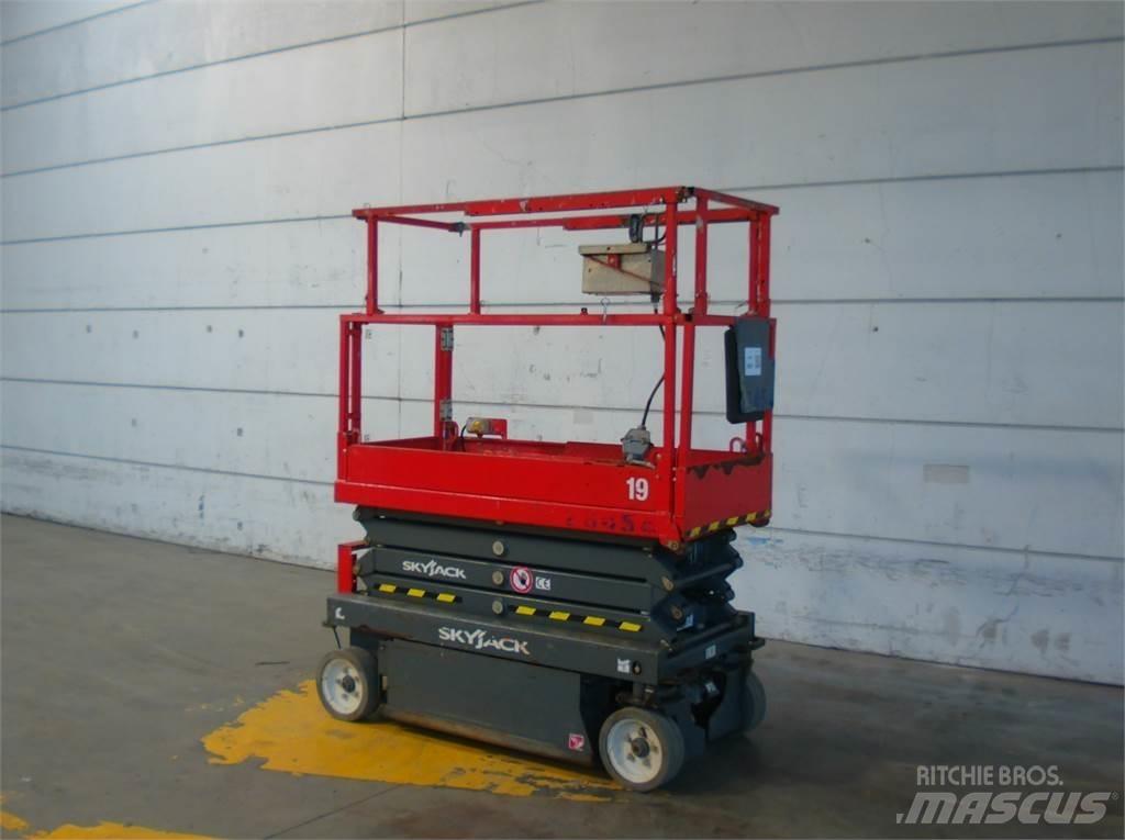 SkyJack SJ3219 Plataformas tijera