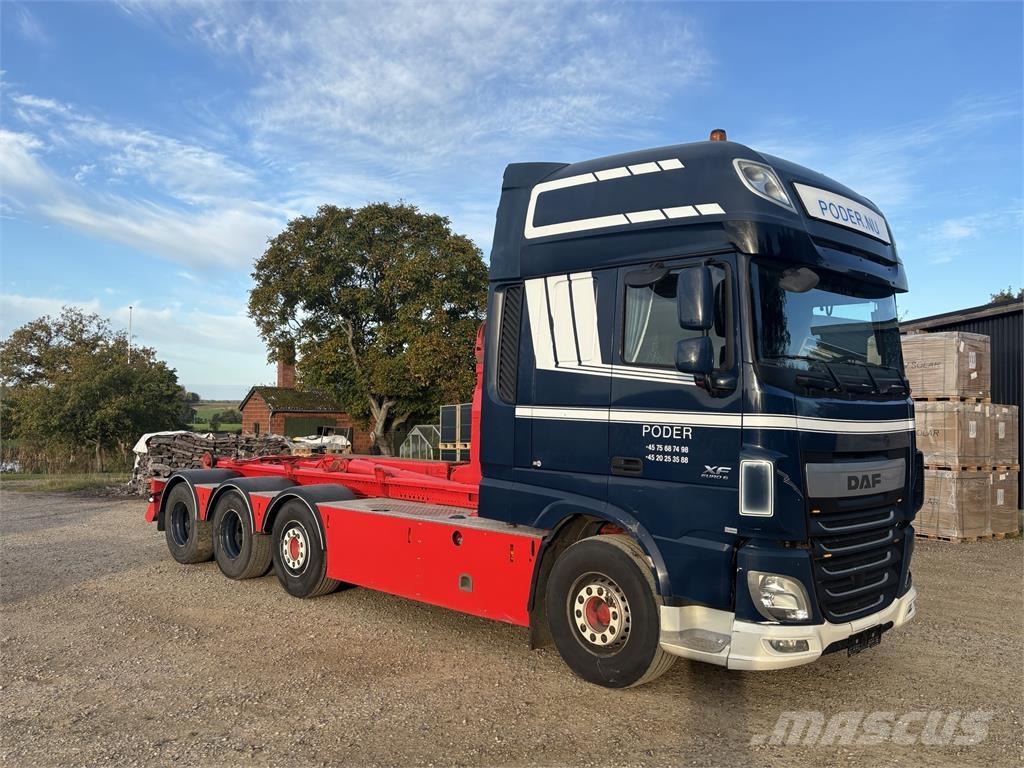 DAF XF 510 FAK 8X2 Camiones polibrazo